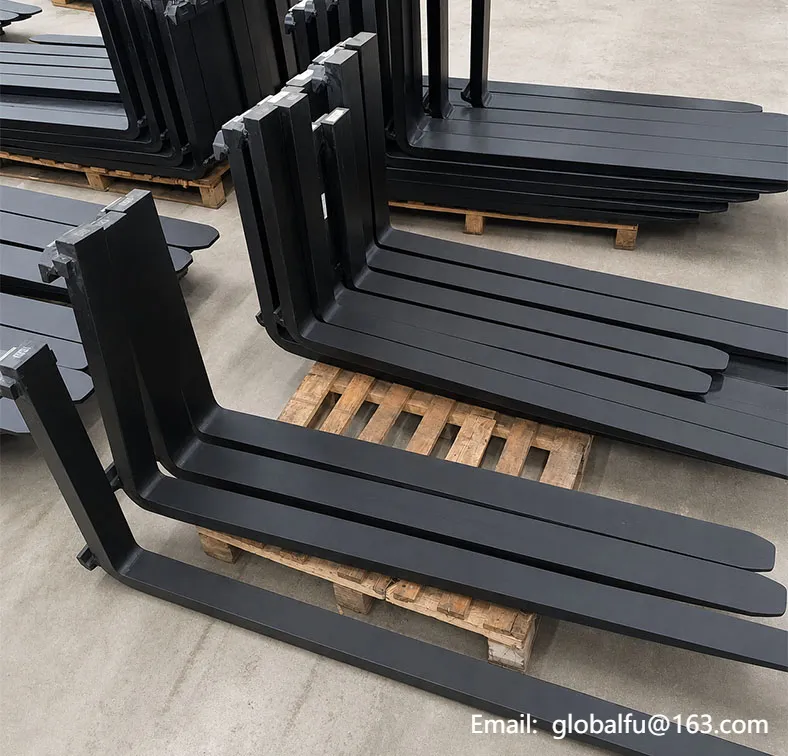 CPC40 Rough Terrain Forklift